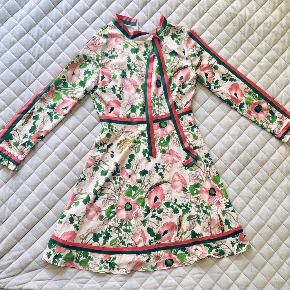 Dress size S